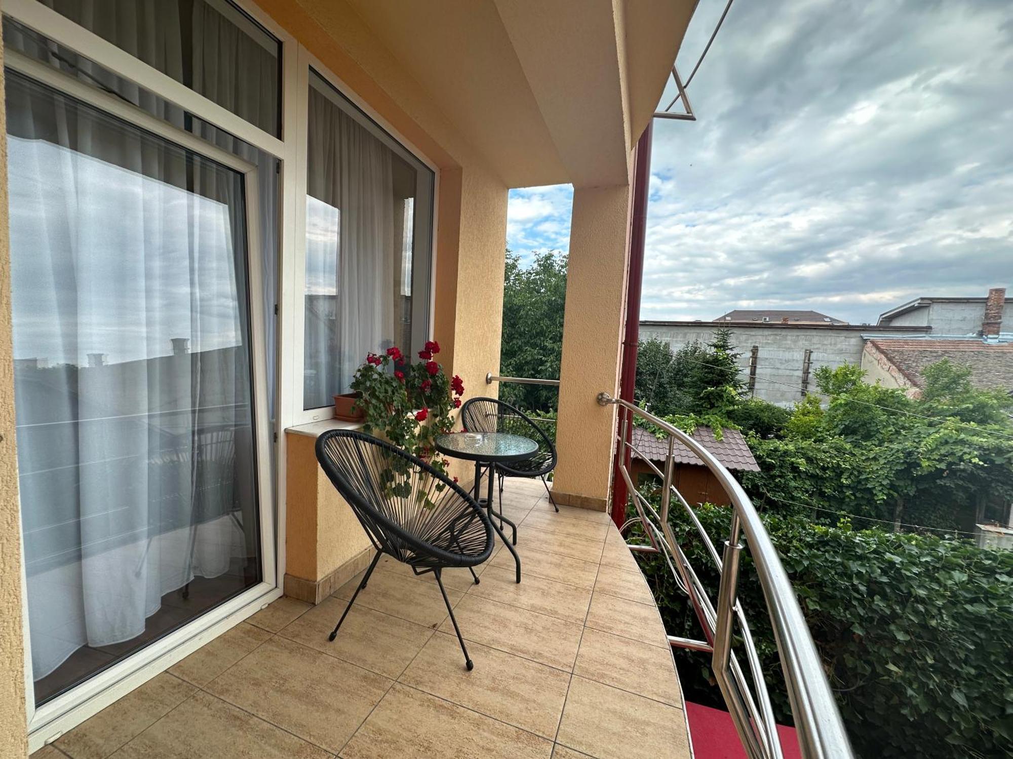 Pensiunea Brici Cluj-Napoca Exterior foto
